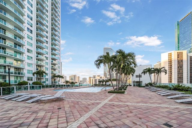 41 SE 5th St 704, Miami, FL 33131