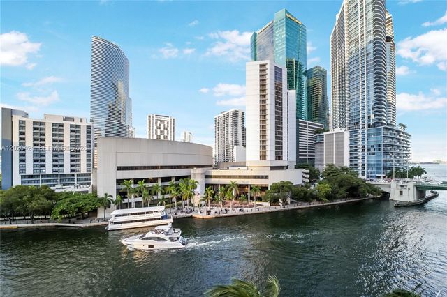 41 SE 5th St 704, Miami, FL 33131