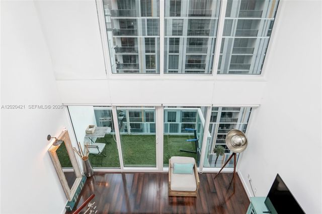 41 SE 5th St 704, Miami, FL 33131