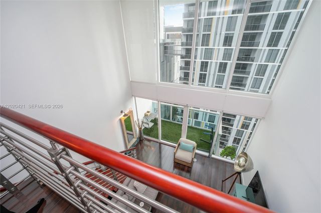 41 SE 5th St 704, Miami, FL 33131