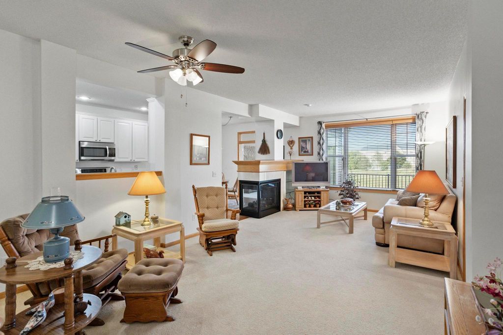 3872 Lawndale Lane N, Plymouth, MN 55446 — photo 2