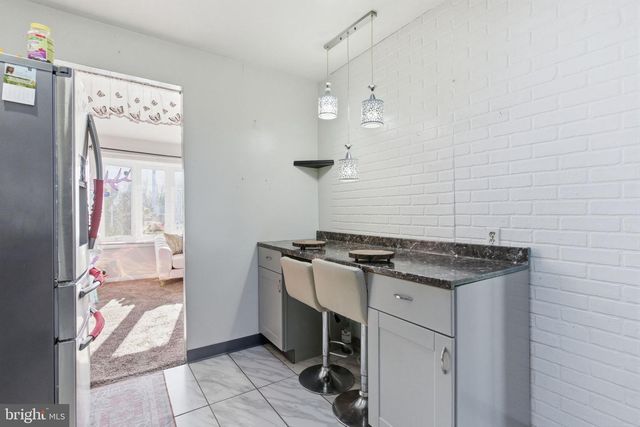 2752 WINDSOR DR, Bensalem, PA 19020