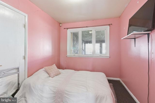 2752 WINDSOR DR, Bensalem, PA 19020