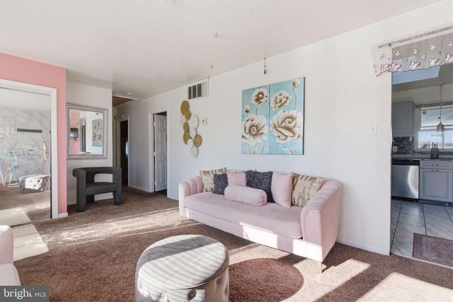 2752 WINDSOR DR, Bensalem, PA 19020