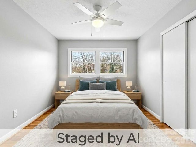 2 Oakland Street, Weaverville, NC 28787