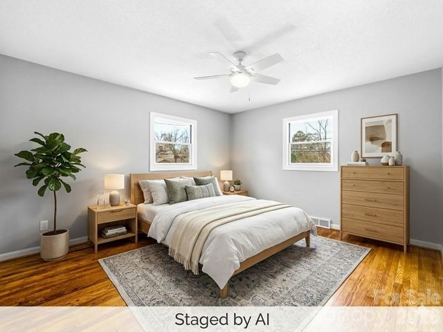 2 Oakland Street, Weaverville, NC 28787