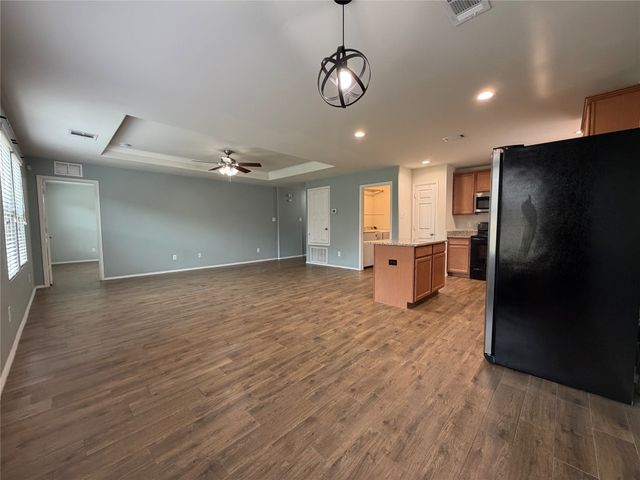 9913 Amosite Drive, Fort Worth, TX 76131