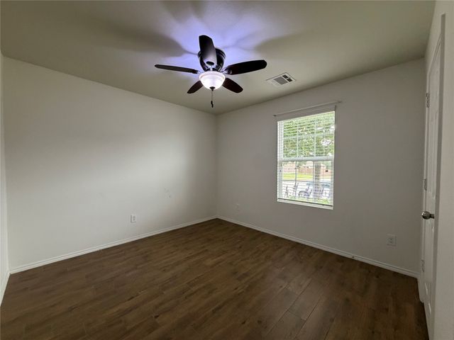 9913 Amosite Drive, Fort Worth, TX 76131