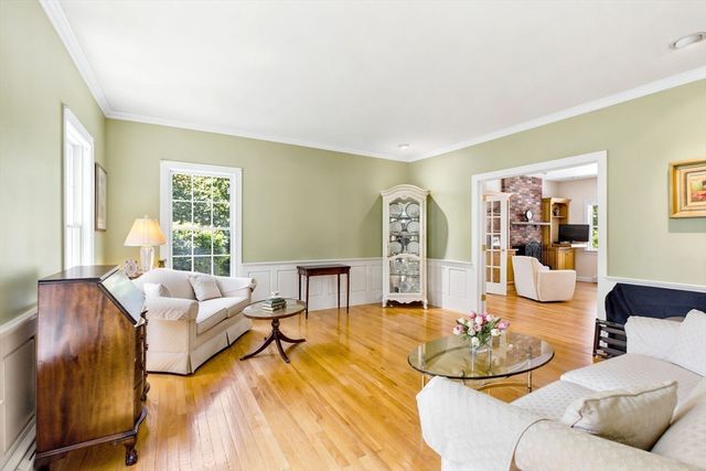 15 Erin Way, Middleton, MA 01949