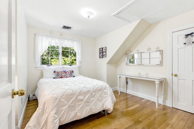 15 Erin Way, Middleton, MA 01949
