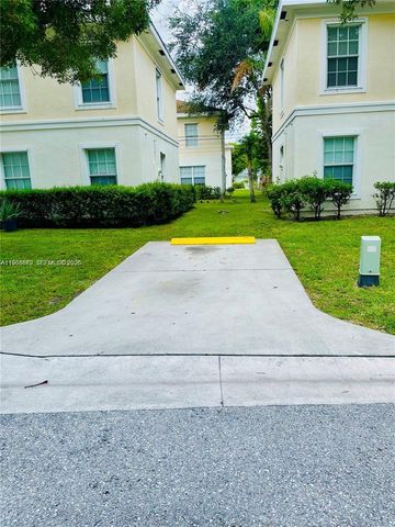 3836 Dove Landing Rd, West Palm Beach, FL 33403