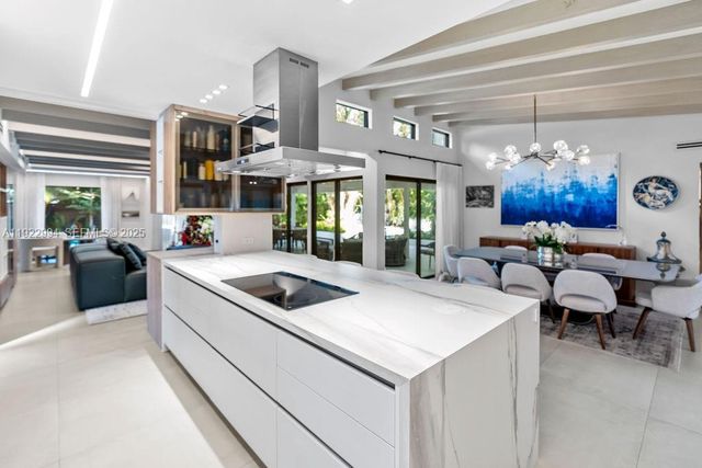 4095 Battersea Rd, Miami, FL 33133