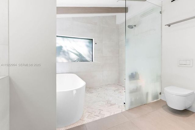 4095 Battersea Rd, Miami, FL 33133