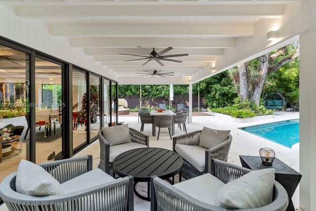 4095 Battersea Rd, Miami, FL 33133