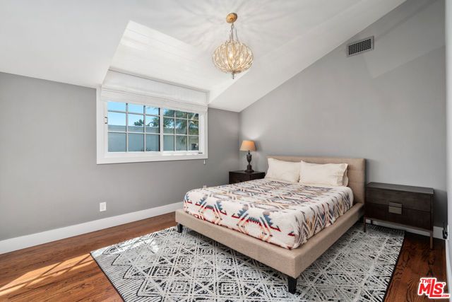 2444 Carman Crest Drive, Los Angeles, CA 90068