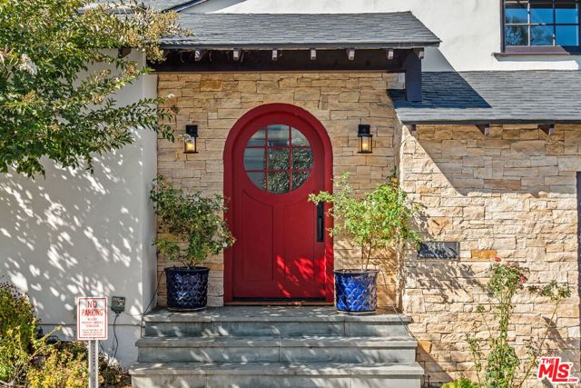 2444 Carman Crest Drive, Los Angeles, CA 90068