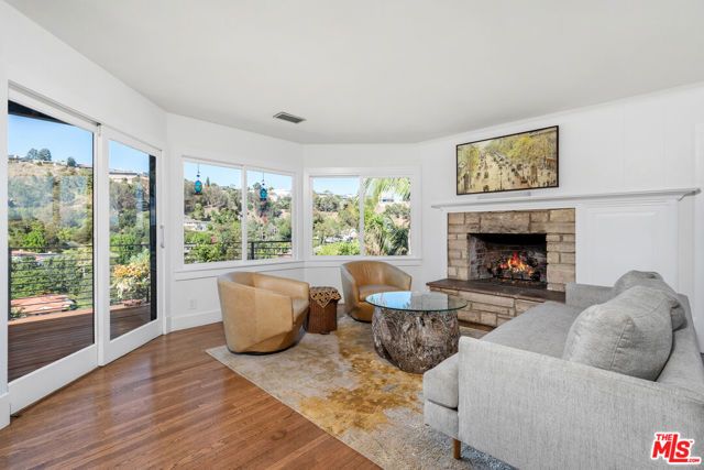 2444 Carman Crest Drive, Los Angeles, CA 90068