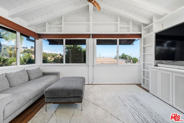 2444 Carman Crest Drive, Los Angeles, CA 90068