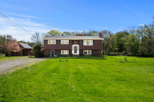 58 Willow Road, East Kingston, NH 03827