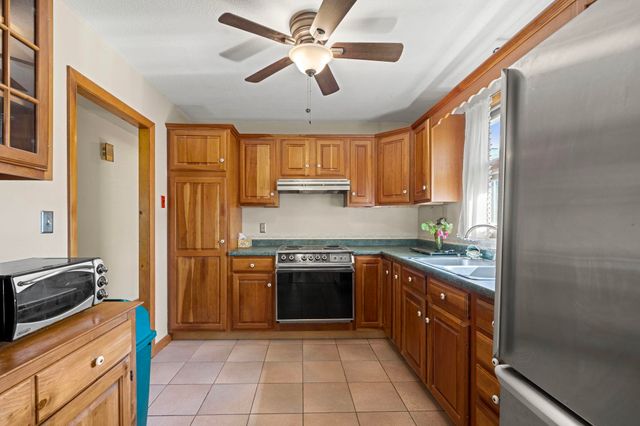 58 Willow Road, East Kingston, NH 03827