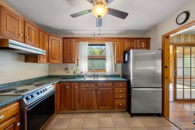 58 Willow Road, East Kingston, NH 03827
