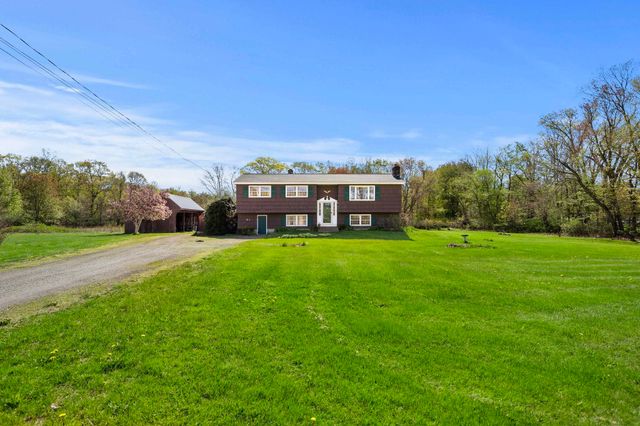 58 Willow Road, East Kingston, NH 03827