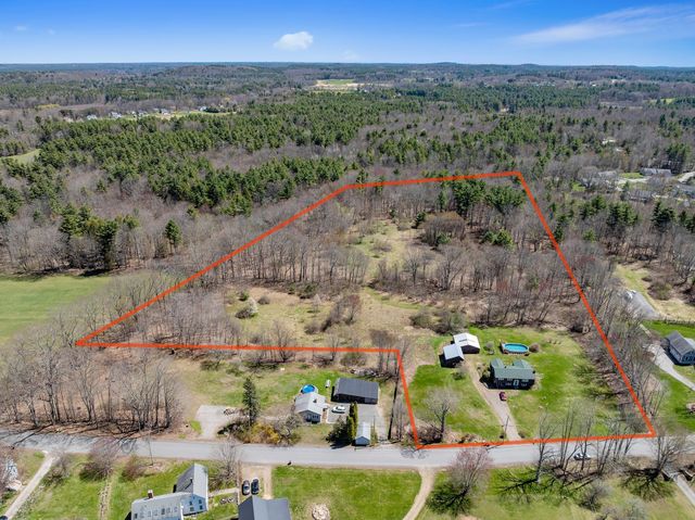 58 Willow Road, East Kingston, NH 03827