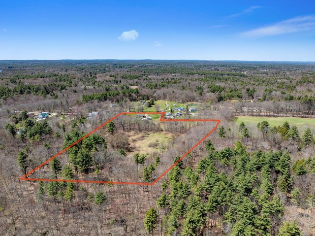 58 Willow Road, East Kingston, NH 03827