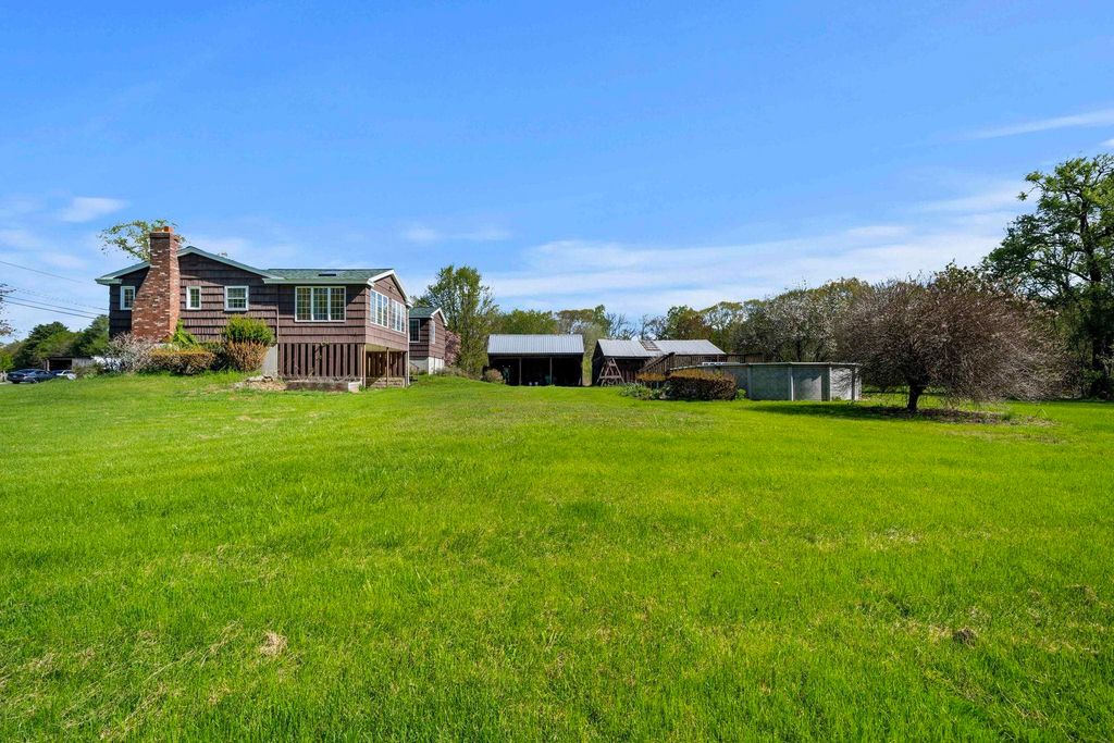 58 Willow Road, East Kingston, NH 03827