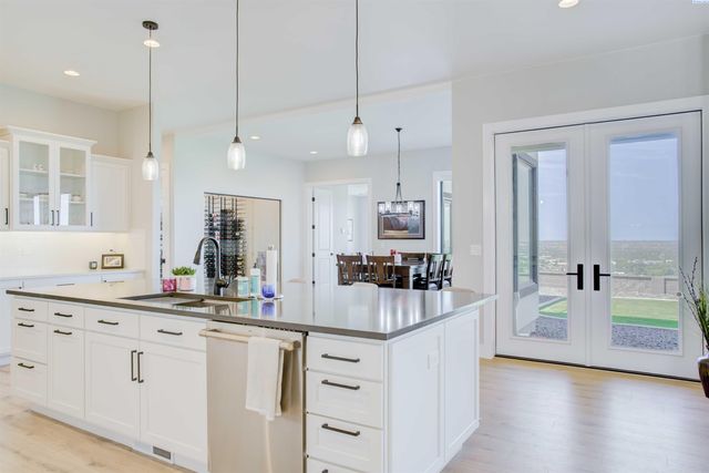 4871 S Morain St, Kennewick, WA 99337