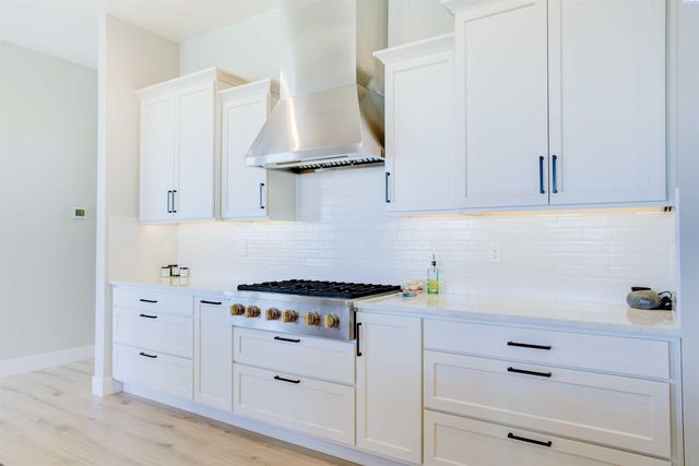 4871 S Morain St, Kennewick, WA 99337