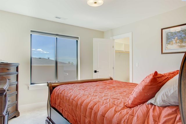 4871 S Morain St, Kennewick, WA 99337