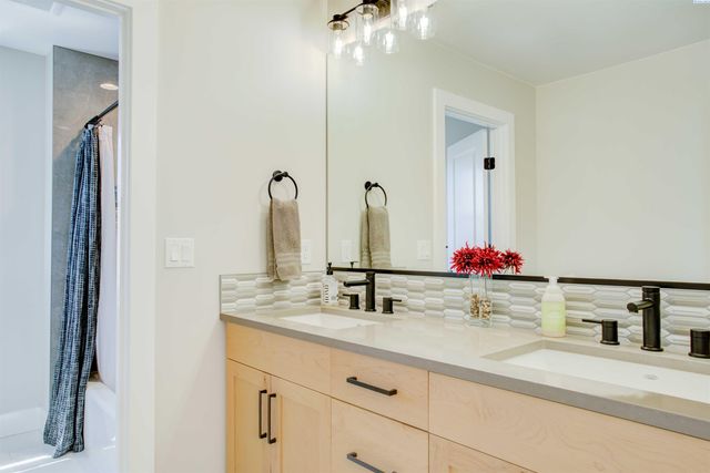 4871 S Morain St, Kennewick, WA 99337