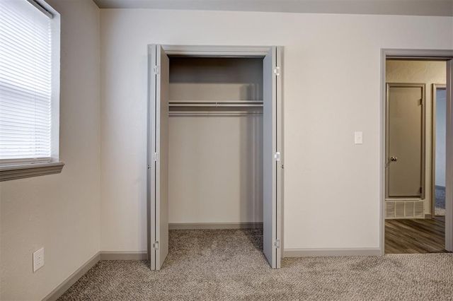 804 S Dogwood Street, Luther, OK 73054