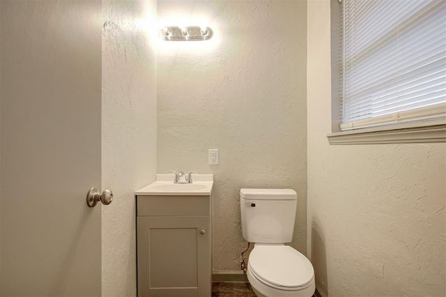 804 S Dogwood Street, Luther, OK 73054