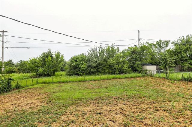 804 S Dogwood Street, Luther, OK 73054