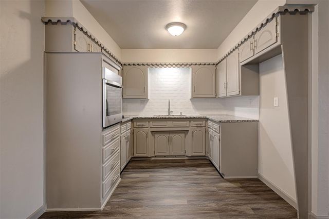 804 S Dogwood Street, Luther, OK 73054