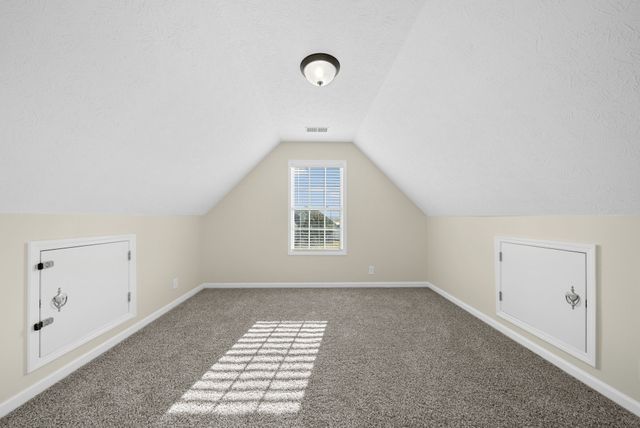 101 N Cavalcade Cir, Oak Grove, KY 42262