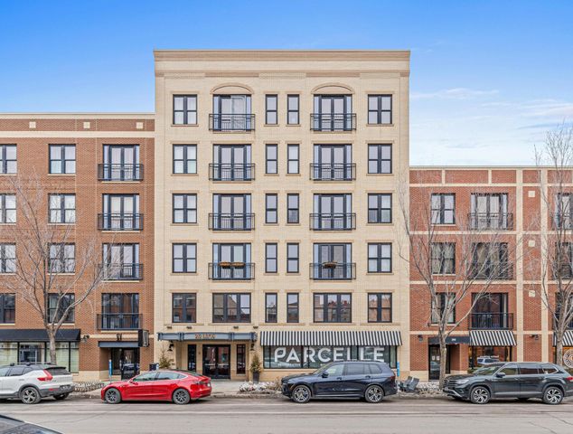 212 N 1st Street 411, Minneapolis, MN 55401