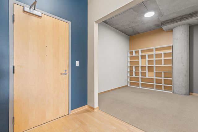 212 N 1st Street 411, Minneapolis, MN 55401