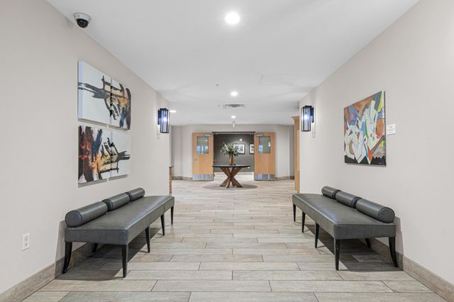 212 N 1st Street 411, Minneapolis, MN 55401