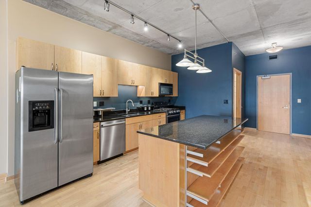 212 N 1st Street 411, Minneapolis, MN 55401