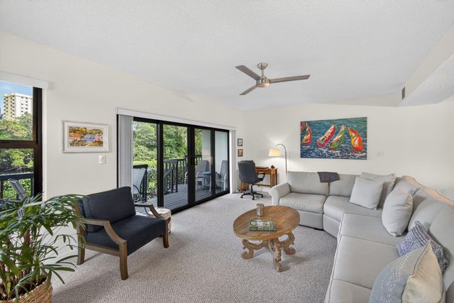 2101 Fairway Drive S, Jupiter, FL 33477