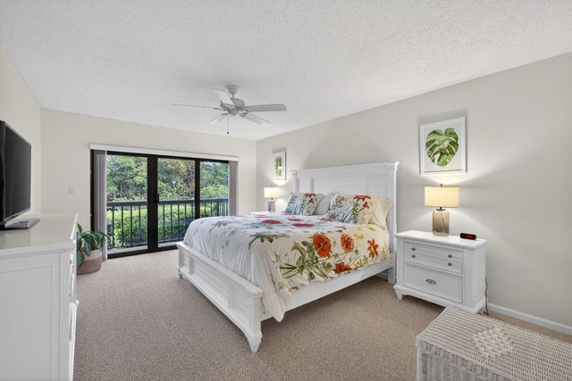 2101 Fairway Drive S, Jupiter, FL 33477