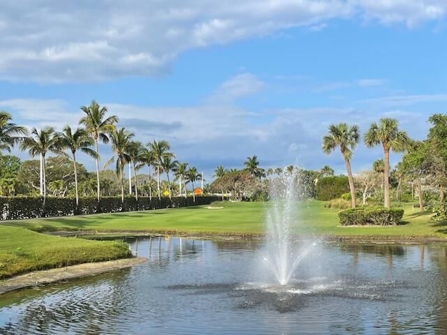 2101 Fairway Drive S, Jupiter, FL 33477