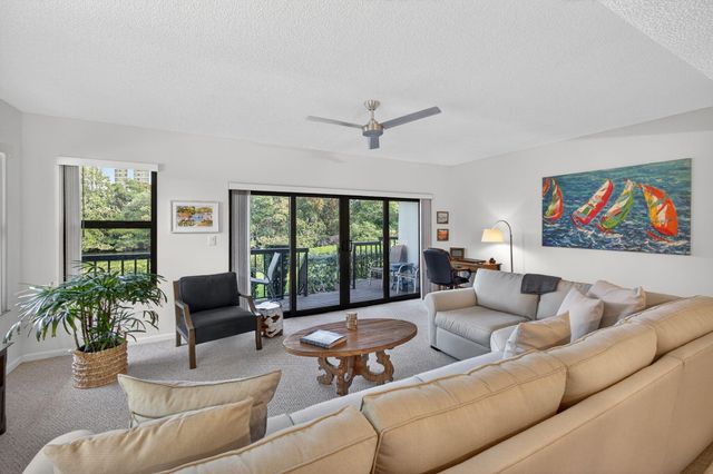 2101 Fairway Drive S, Jupiter, FL 33477