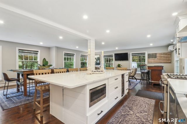 60 Little Meadow Road, Guilford, CT 06437