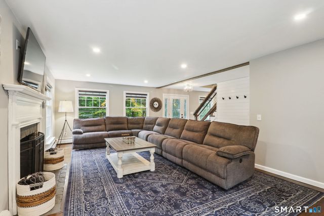 60 Little Meadow Road, Guilford, CT 06437