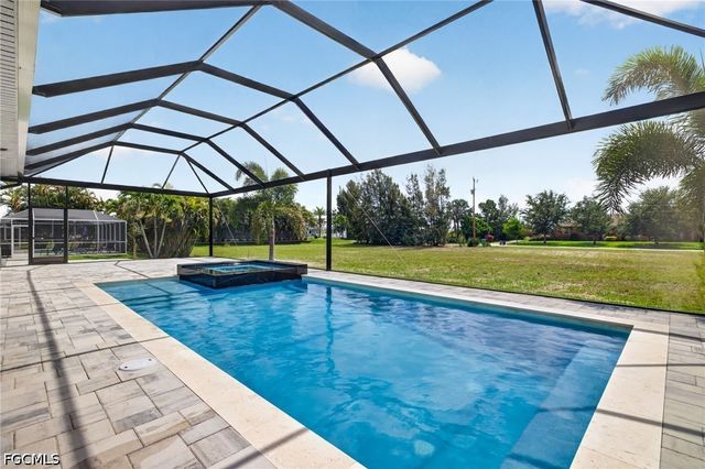 209 NW 35th PL, Cape Coral, FL 33993