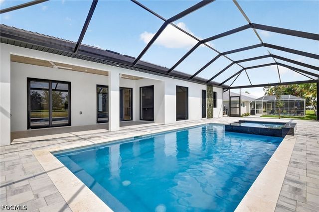 209 NW 35th PL, Cape Coral, FL 33993